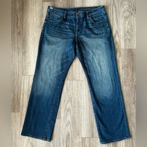 Gap premium curvy straight women’s jeans 14/32R dark wash gently used